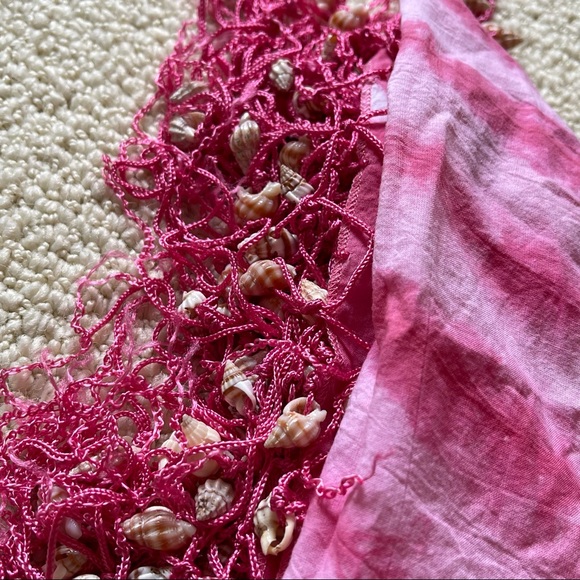 So cute! Beach wrap with real seashells, tie-dye - Picture 9 of 9